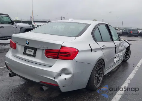 2017 BMW 340I xDrive z USA, uszkodzony, nr VIN WBA8B7C55HK858171